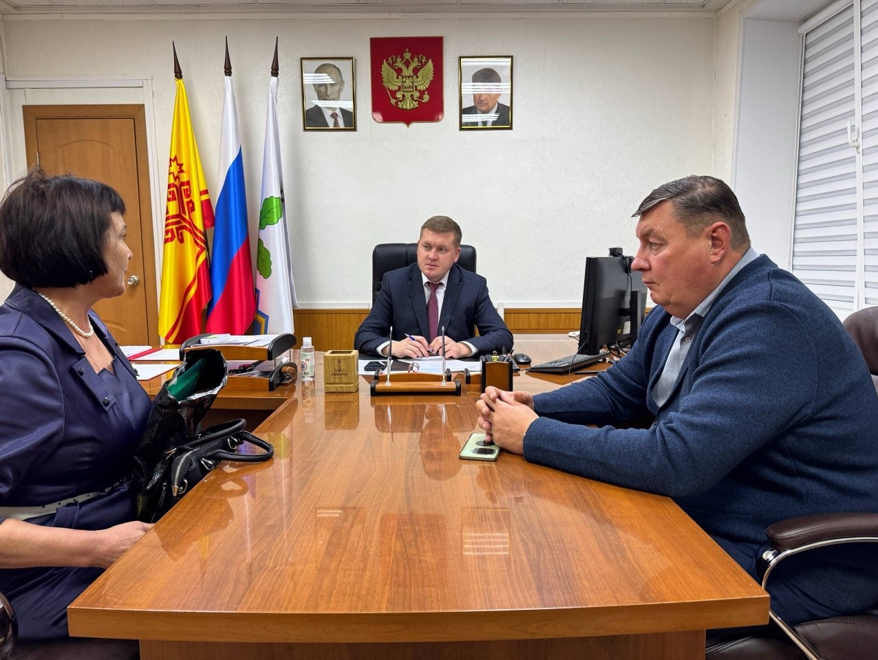 Владимир Михайлов провел личный прием граждан
