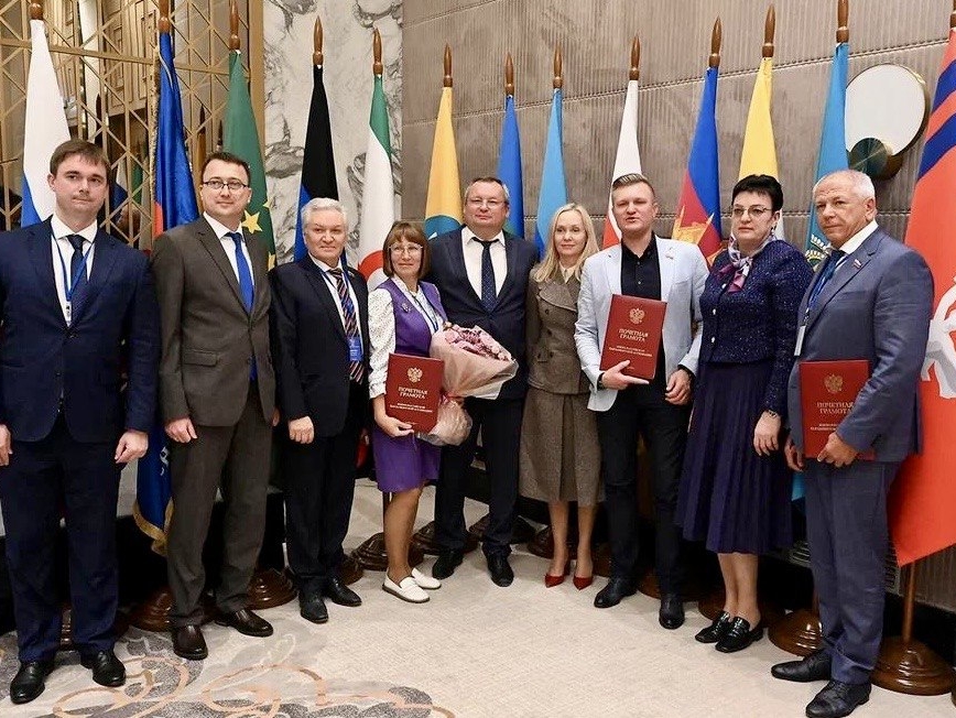 Сухарев принял участие в XLI конференции Южно-Российской Парламентской Ассоциации