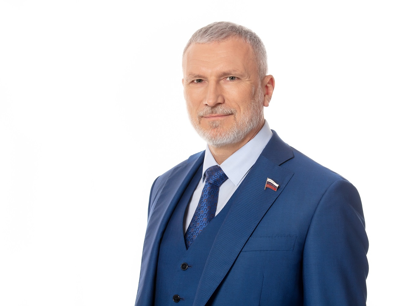 Журавлев для "РГ" о запрете телефонов в школах: Иногда без гаджетов образовательный процесс невозможен