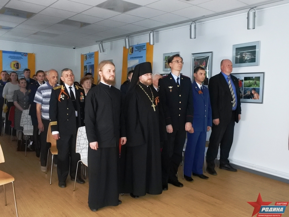 Партийцы Ленобласти приняли участие в праздновании Пасхи в социокультурном центре "Тэффи"