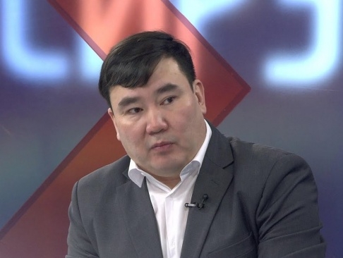 АЛЕКСЕЙ ЛАПТЕВ: В ЯКУТИИ БУДЕМ РЕШАТЬ ВОПРОСЫ ЗДРАВООХРАНЕНИЯ, ЭЛЕКТРИФИКАЦИИ ОТДАЛЕННЫХ ПОСЕЛКОВ И ДОРОГ