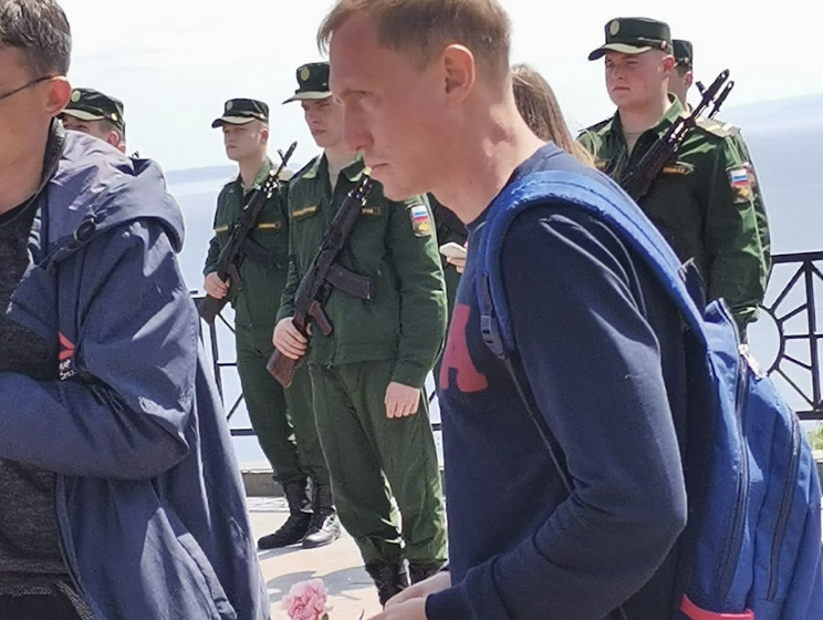 Лидер ульяновских родинцев Ильдар Габитов с соратниками принял участие в акции памяти и скорби