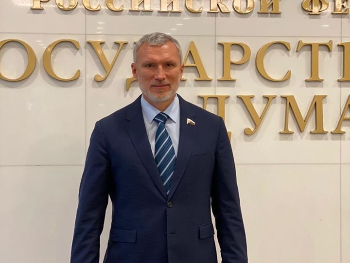 Журавлев: ГД работала в режиме мобилизации с лозунгом "все для фронта, все для Победы"