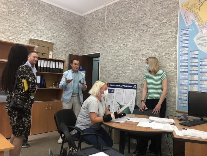 Константин Антонов: Общественная приемная депутата — важная площадка для общения с избирателями