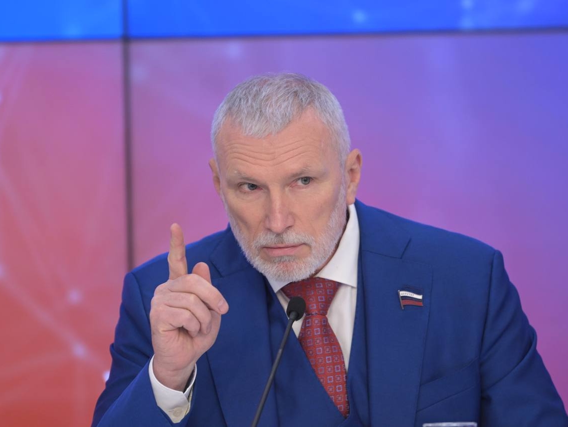 Алексей Журавлев - NEWS.ru: Запад не раз пытался устроить госпереворот в Грузии