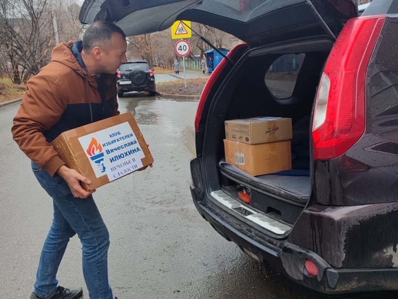 Партия гумпомощи, собранная Клубом избирателей Вячеслава Илюхина, передана воинам