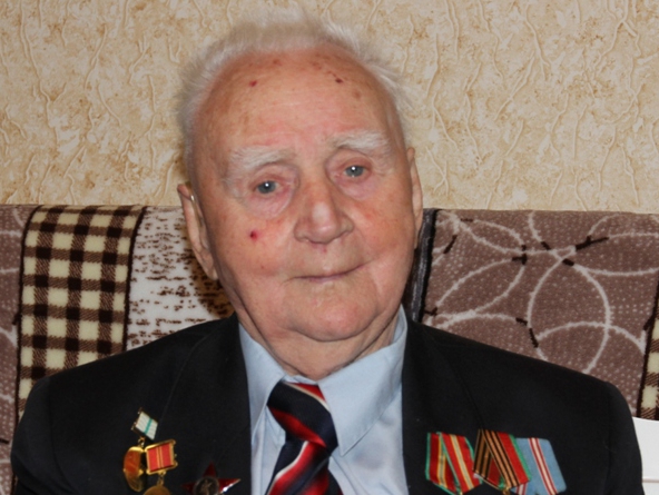 Московские родинцы поздравили ветерана