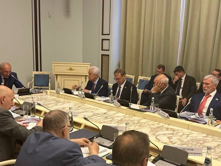 Журавлев принял участие в заседании президиума президентского Совета по межнацотношениям