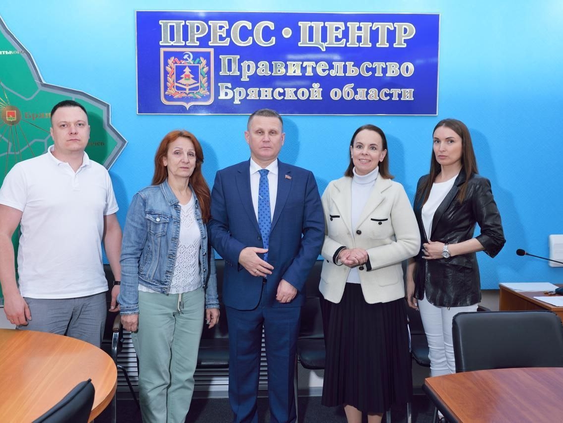 Геннадий Селебин представил в Избирательную комиссию Брянской области документы для выдвижения и приобрел статус кандидата на должность Губернатора Брянской области
