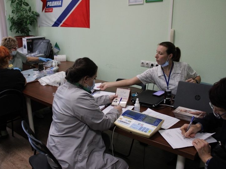 Клуб избирателей Вячеслава Илюхина возобновил акцию по бесплатному медобследованию