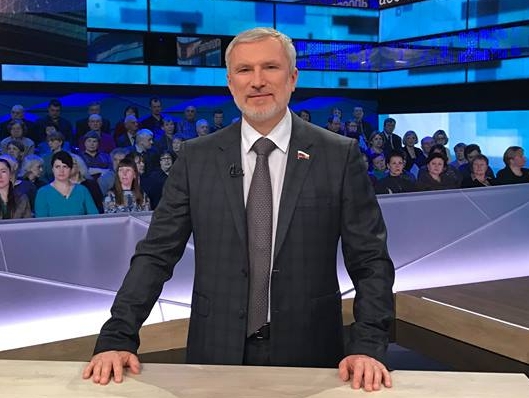Алексей Журавлев прогнозировал "дачную войну красной и черной смородины"