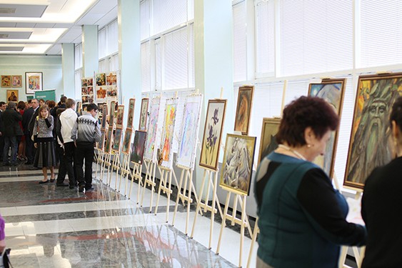 Открытие в Госдуме выставки "20 лет милосердия: преодоление и доступность", 23 апреля 2013 года