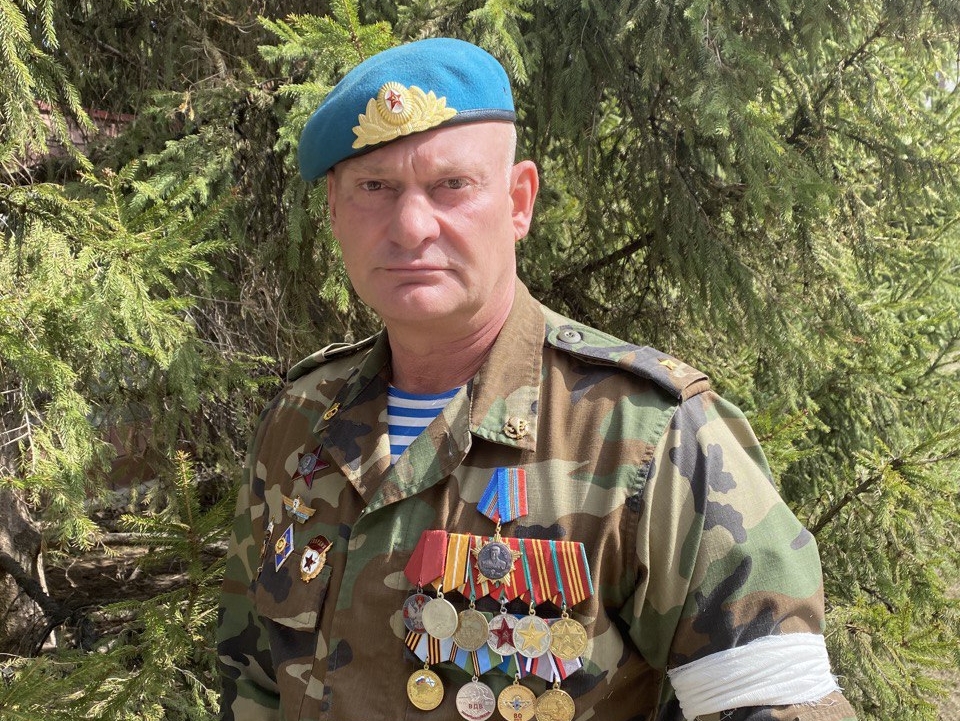 Сергей Мирошниченко поздравил соратников с Днем Воздушно-десантных войск