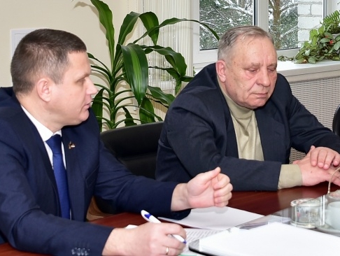 Ветеран брянской политики, член партии "РОДИНА" Александр Субботин отметил свое 77-летие