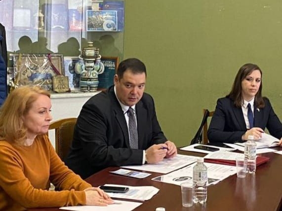 Депутат "РОДИНЫ" Людмила Волынская приняла участие в "круглом столе", посвященном вопросам образовательного и производственно-технического развития Ейского района