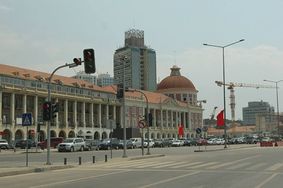 Визит Дмитрия Рогозина в Анголу, октябрь 2013 г.
