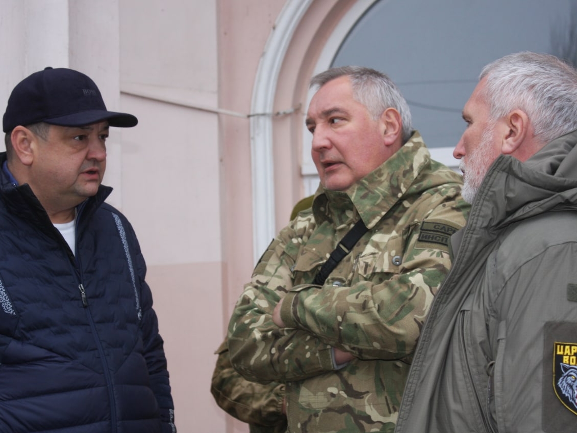 Алексей Журавлев и Дмитрий Рогозин посетили город Горловку