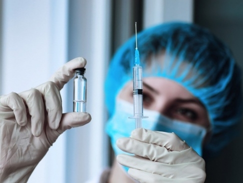 АРХАНГЕЛЬСК ОБЪЯВИЛ ОБЯЗАТЕЛЬНУЮ ВАКЦИНАЦИЮ – МНЕНИЕ ВРАЧА