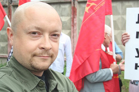 Акция партии "РОДИНА" у лагеря для нелегалов в Гольяново, 15 августа 2013 г
