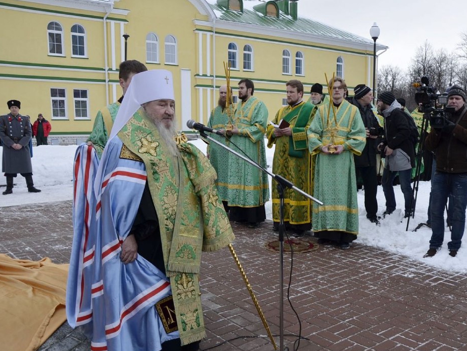Ульяновские партийцы приняли участие в открытии памятника