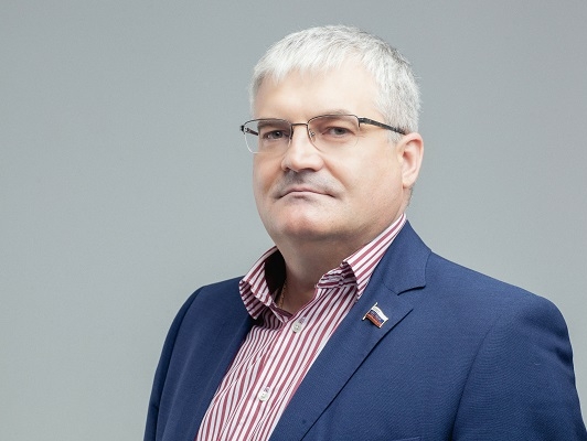 Илюхин: Масштабные инвестиционные проекты могут решить проблему расселения ветхого жилья в Новосибирске