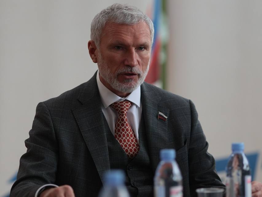 Журавлев просит Бастрыкина разобраться с избиением мужчины за поддержку СВО