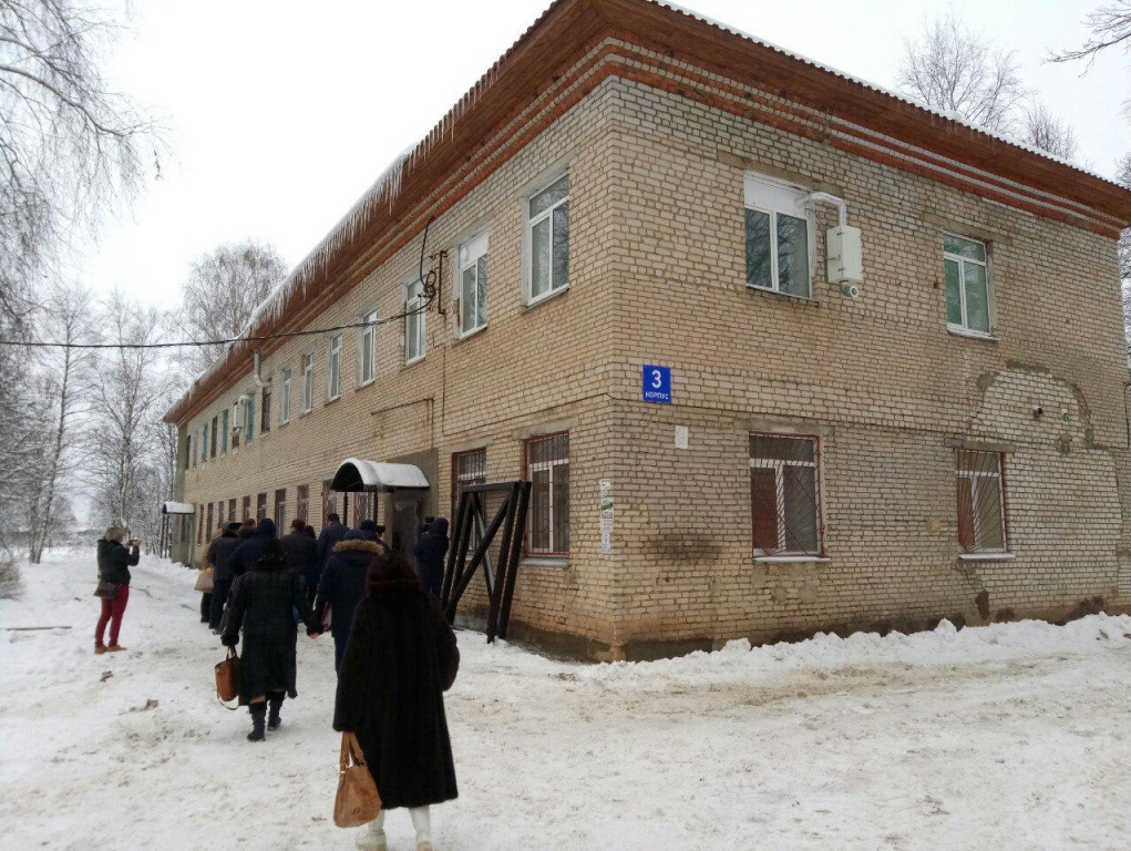Председатель Владимирской "РОДИНЫ" в составе рабочей группы посетил Струнинскую больницу