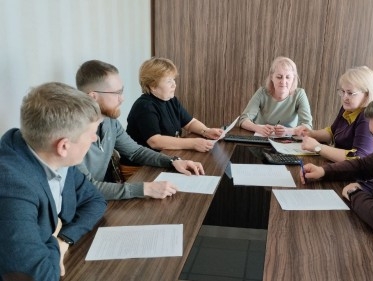 Игорь Загуменнов принял участие в заседании постоянной комиссии городской Думы МО «Город Можга» по бюджету и экономическому развитию
