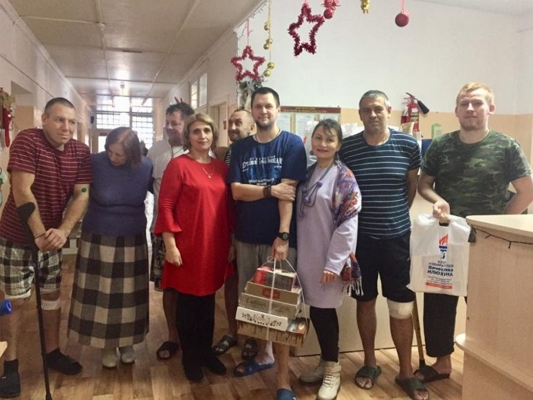 Клуб избирателей Вячеслава Илюхина и реготделение партии «РОДИНА» побывали в гостях у раненых воинов