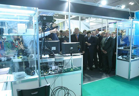 Дмитрий Рогозин на выставке Russia Arms Expo 2013 в Нижнем Тагиле, сентябрь 2013 г.