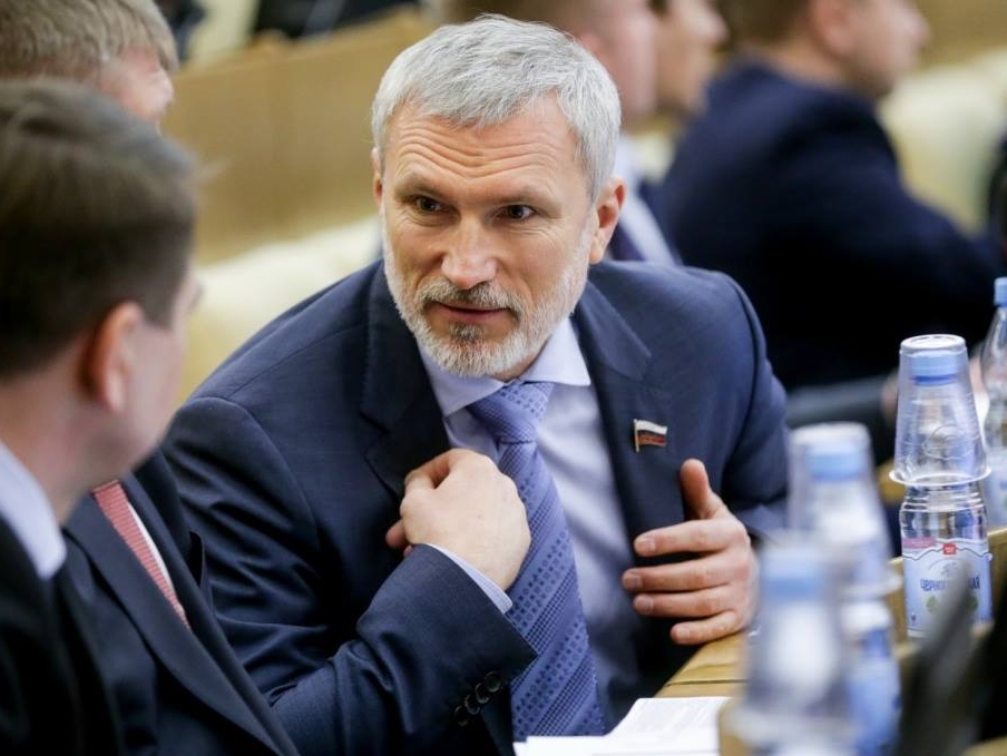 Журавлев: Чиновникам пора прекратить удивляться проблемам россиян