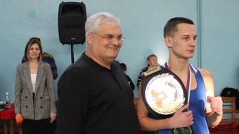Прошло первенство Новосибирской области по боксу среди юниоров на призы Клуба избирателей Вячеслава Илюхина