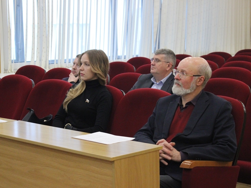 Владимир Тимаков обсудил проекты изменений в Устав Тулы