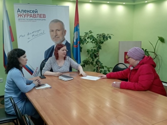 Приемная Алексея Журавлева в Тамбове - борьба с бюрократами поставлена на поток!
