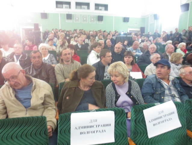 Активисты волгоградской "РОДИНЫ" обсудили с гражданами судьбу реки Царица