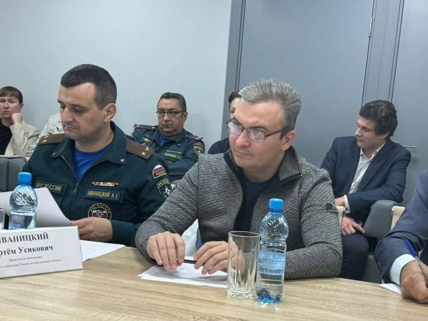 Габов обсудил обеспечение жильем эвакуированных курян, находящихся в Подмосковье