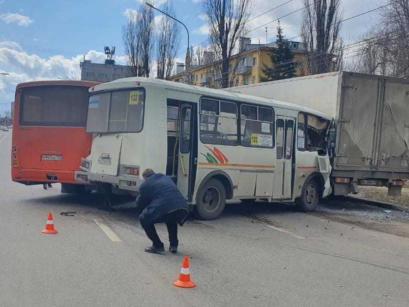 Воронежская "РОДИНА" предложила ужесточить требования к перевозчикам в целях повышения безопасности пассажиров