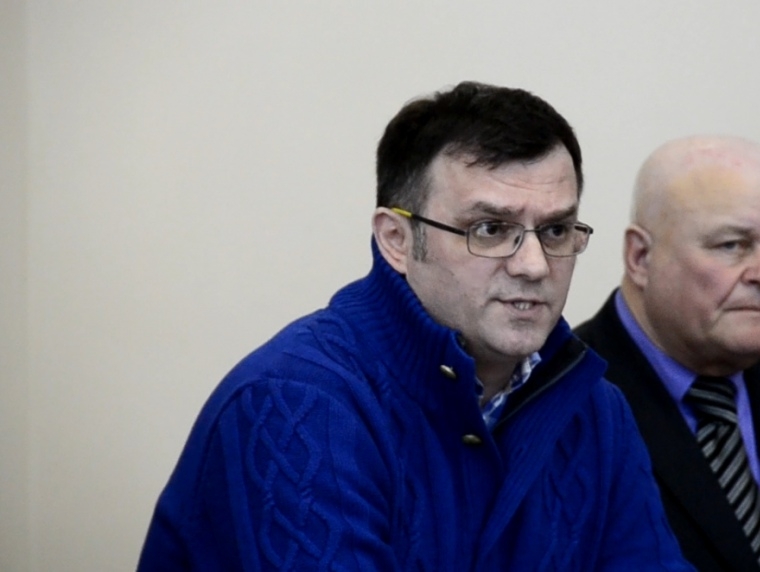 Магамед Ахматов: "Медовый месяц" в отношениях губернатора и избирателей заканчивается
