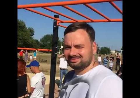 Бадюк и Панасенко открыли новую спортплощадку в Керчи