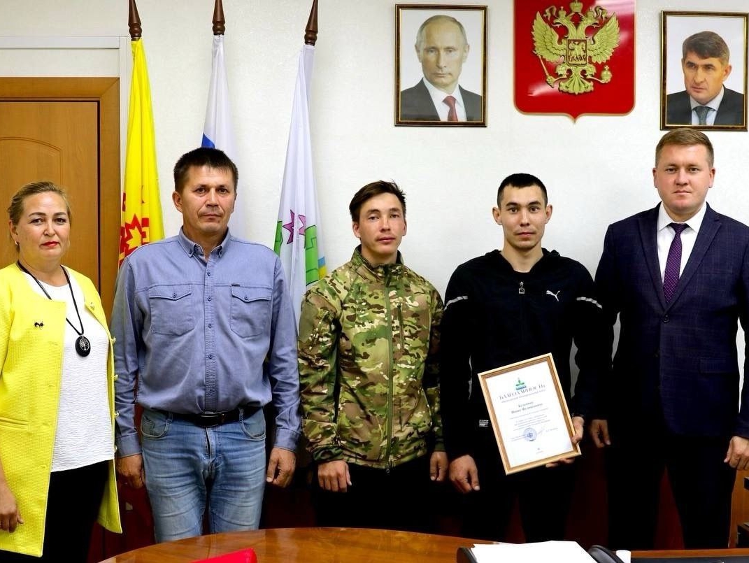 Владимир Михайлов встретился с земляком - участником Специальной военной операции