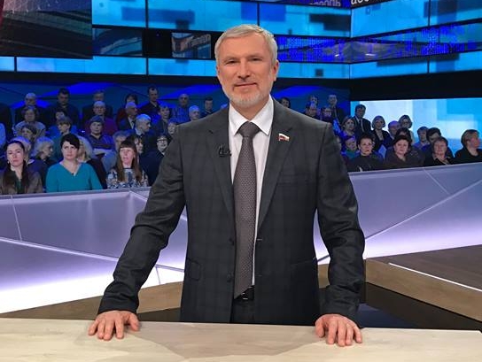 Журавлев поддержал закон, который "заткнет рты охамевшим чиновникам"