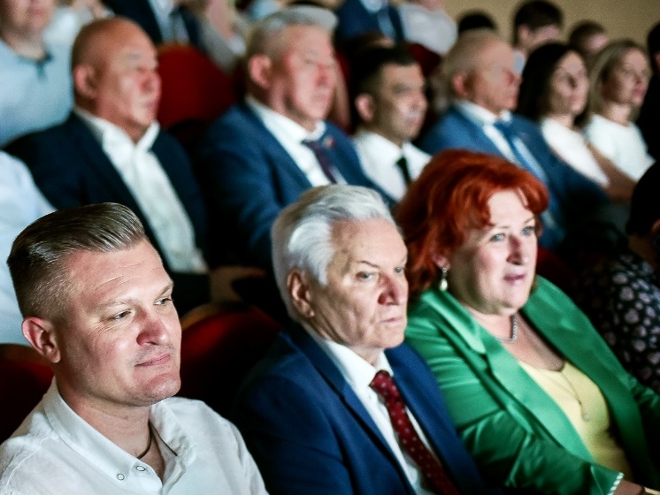УЧАСТИЕ ВЛАДИМИРА СУХАРЕВА  В ТОРЖЕСТВЕННОМ МЕРОПРИЯТИИ КО ДНЮ РОССИИ