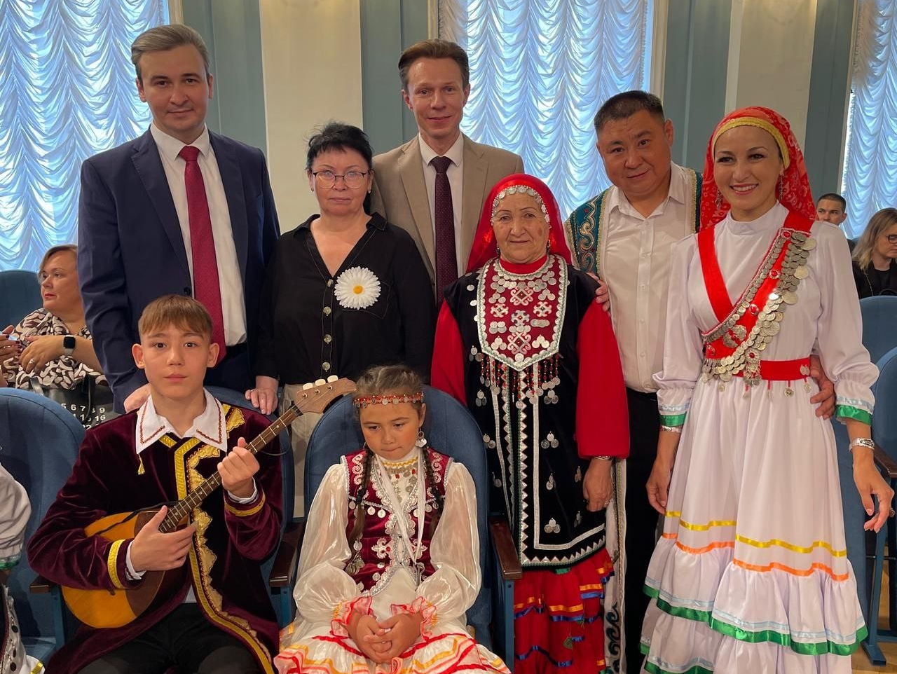 Партия "РОДИНА" приняла участие в поздравлении семей России