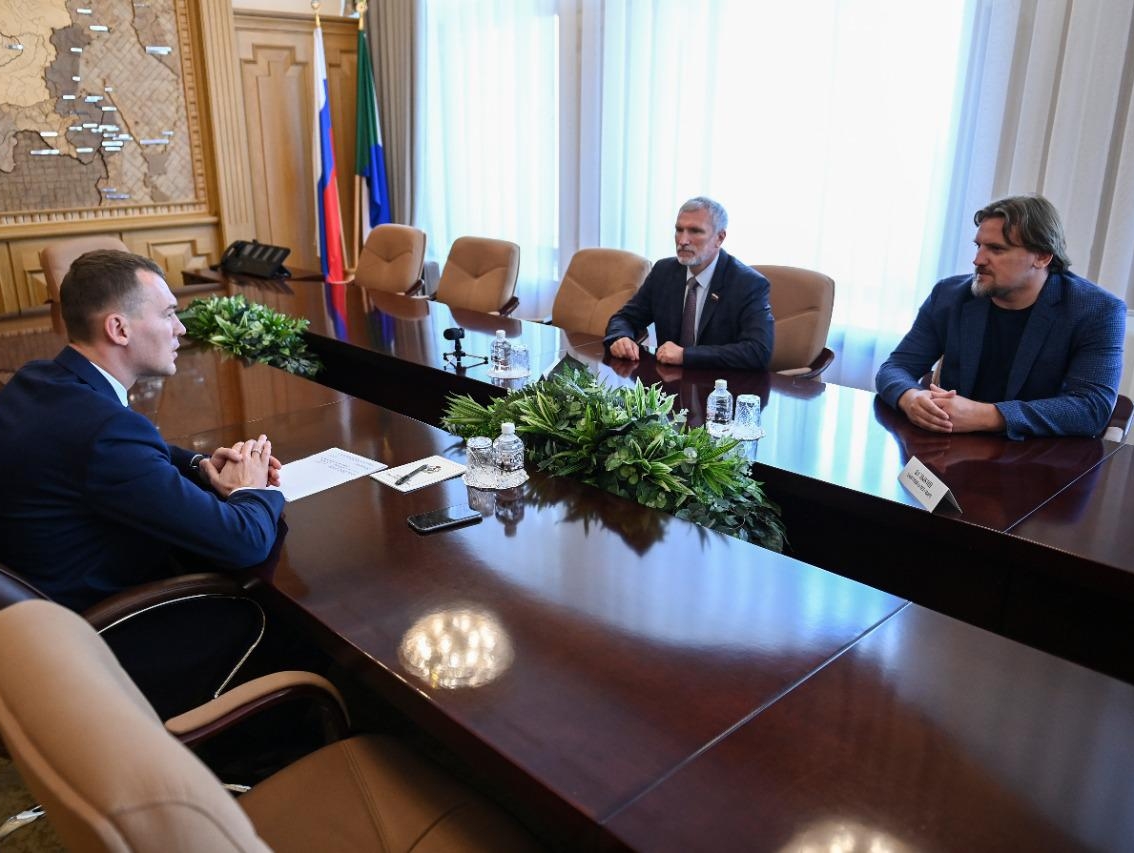 Алексей Журавлев встретился с врио губернатора Хабаровского края Михаилом Дегтяревым
