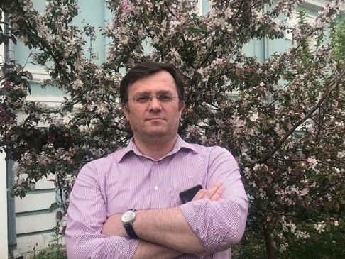 МАГАМЕД АХМАТОВ: ВО ВЛАДИМИРСКОЙ ОБЛАСТИ СРЫВАЮТСЯ ГОСКОНТРАКТЫ НА РЕМОНТ ДОРОГ