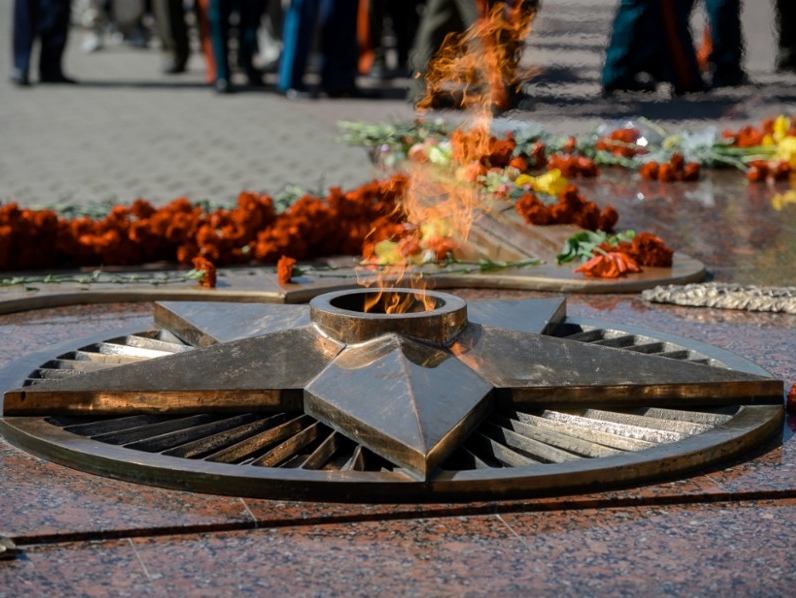 Воронежская "РОДИНА" призвала вернуть Почетные караулы возле Вечного огня по всей стране