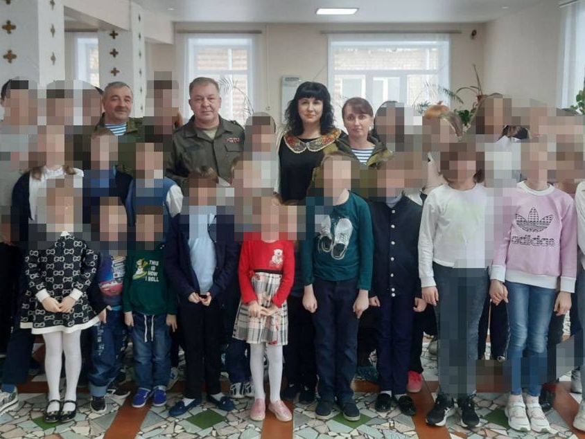 Депутат Тамбовской гордумы от партии "РОДИНА" Елена Кулакова исполнила просьбу ребят из социального приюта
