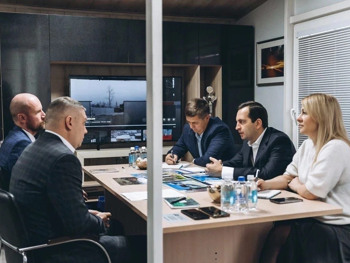Мария Тарасова посетила предприятие, строящее объекты из металлоконструкций и сэндвич-панелей
