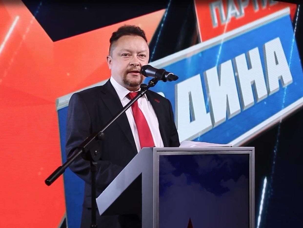 Бирюков прокомментировал слова Суркова о возвращении Украины силой