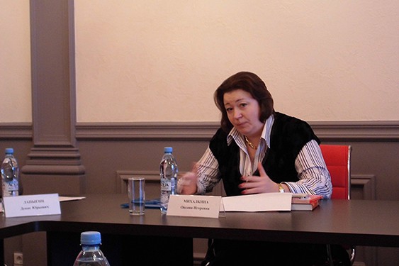 Заседание Социально-патриотического клуба "СТАЛИНГРАД" на тему: "Экстремизм в России: правда и ложь", 12 ноября 2013 г.